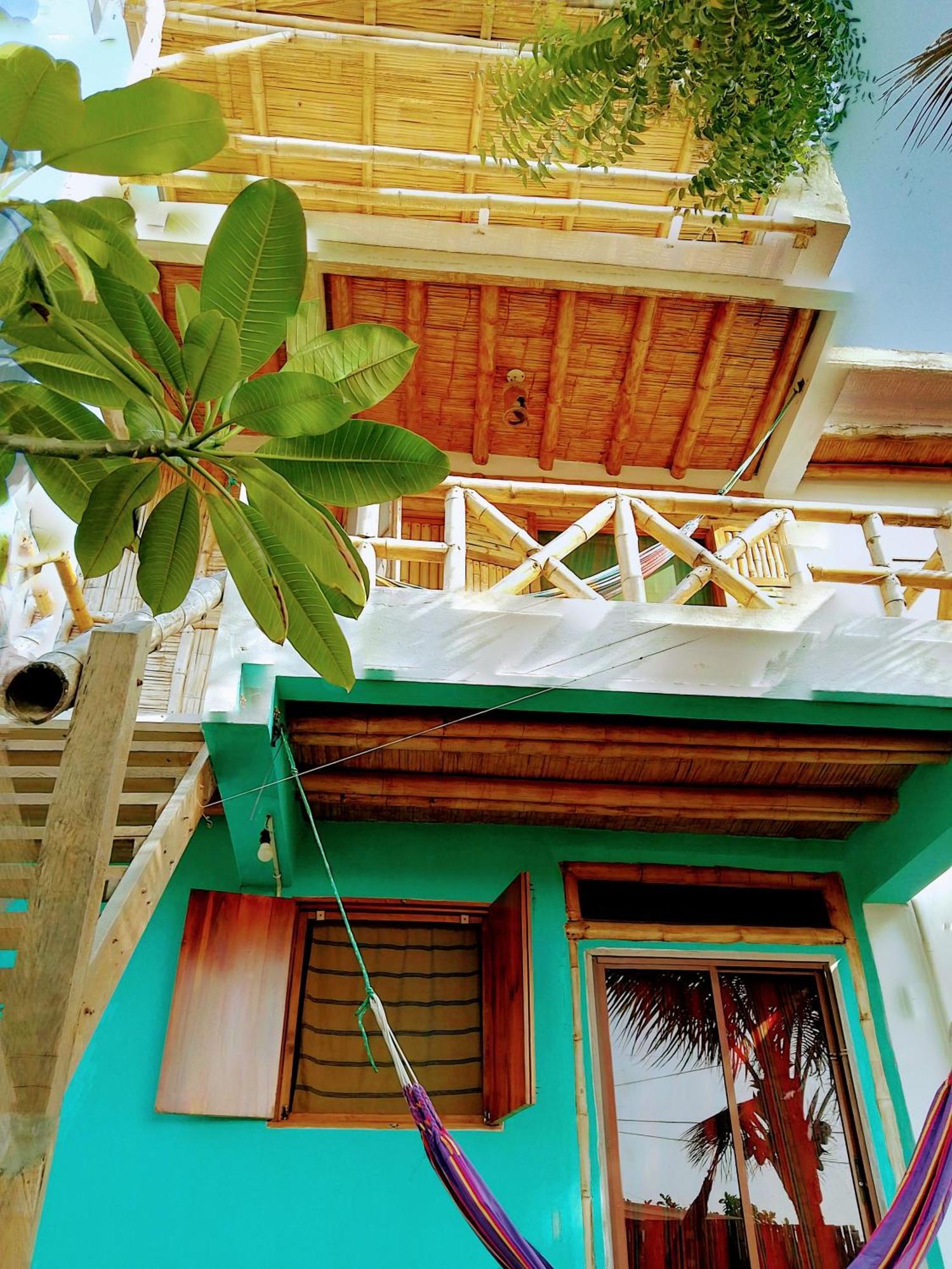 Hostal Puerto Engabao "El Surf Shelter" Chambre photo